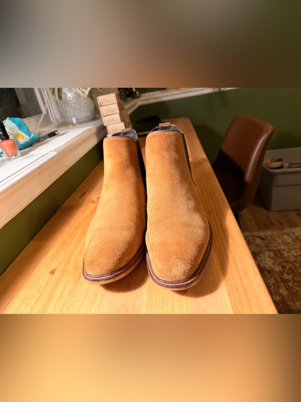 ALDO Tan Suede Chukka Chelsea Boots with Dark Elastic Panels - Picture 2 of 4